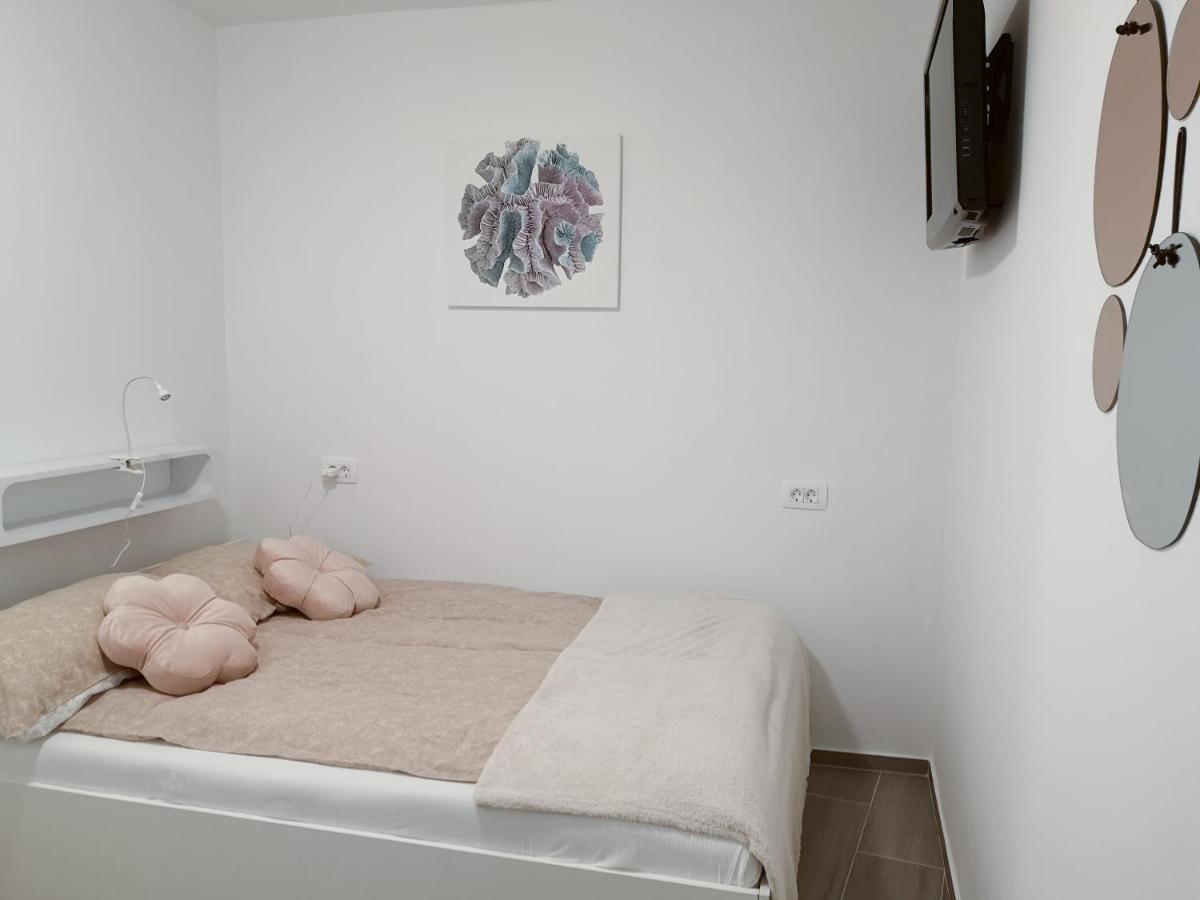 Korala Apartments Piran Eksteriør bilde