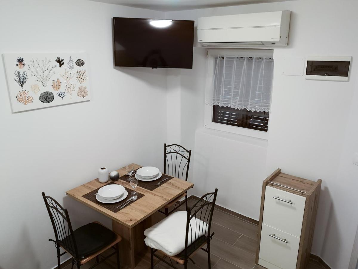 Korala Apartments Piran Eksteriør bilde